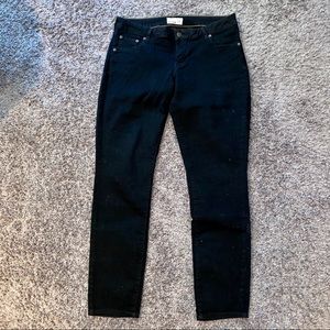 Black Skinny jeans